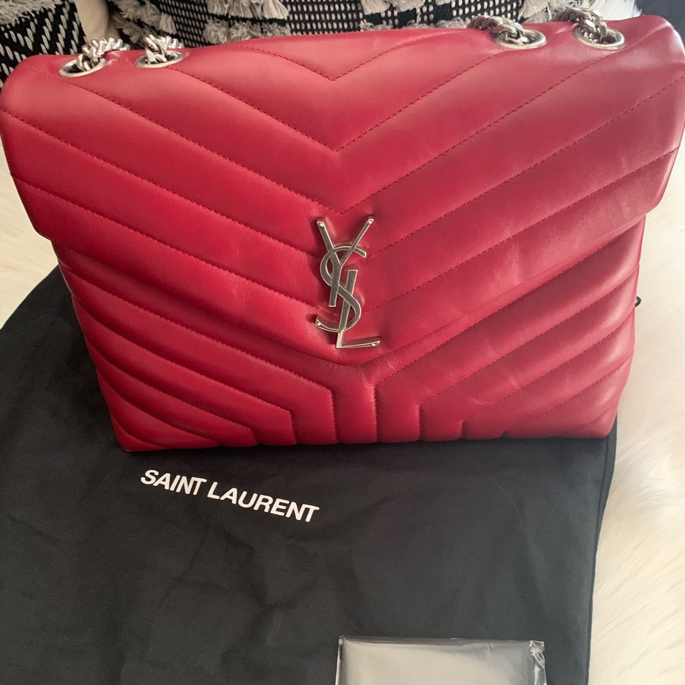 Saint Laurent LouLou Shoulder & Crossbody Bag Matelasse Chevron
Leather Medium